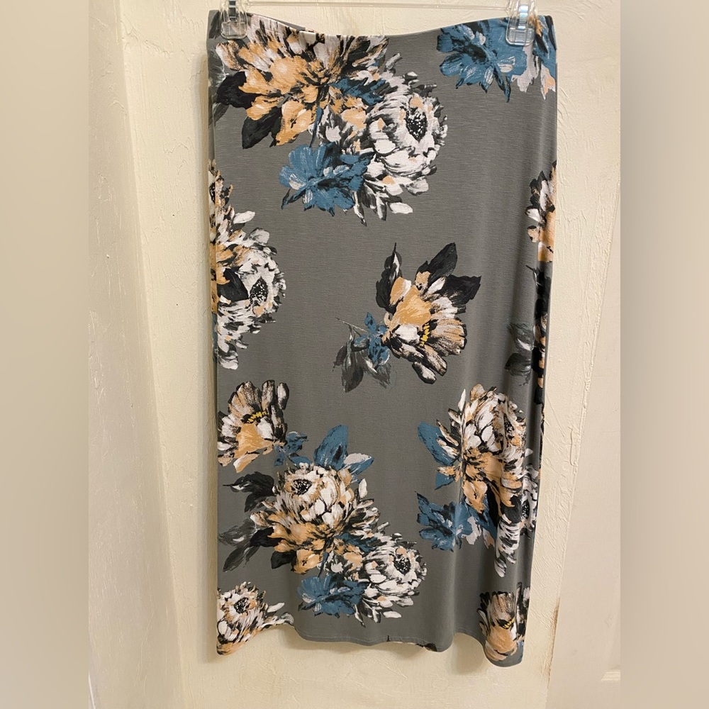 J. Jill S Olive Green Floral Print A-line Knit Pull On Maxi Skirt